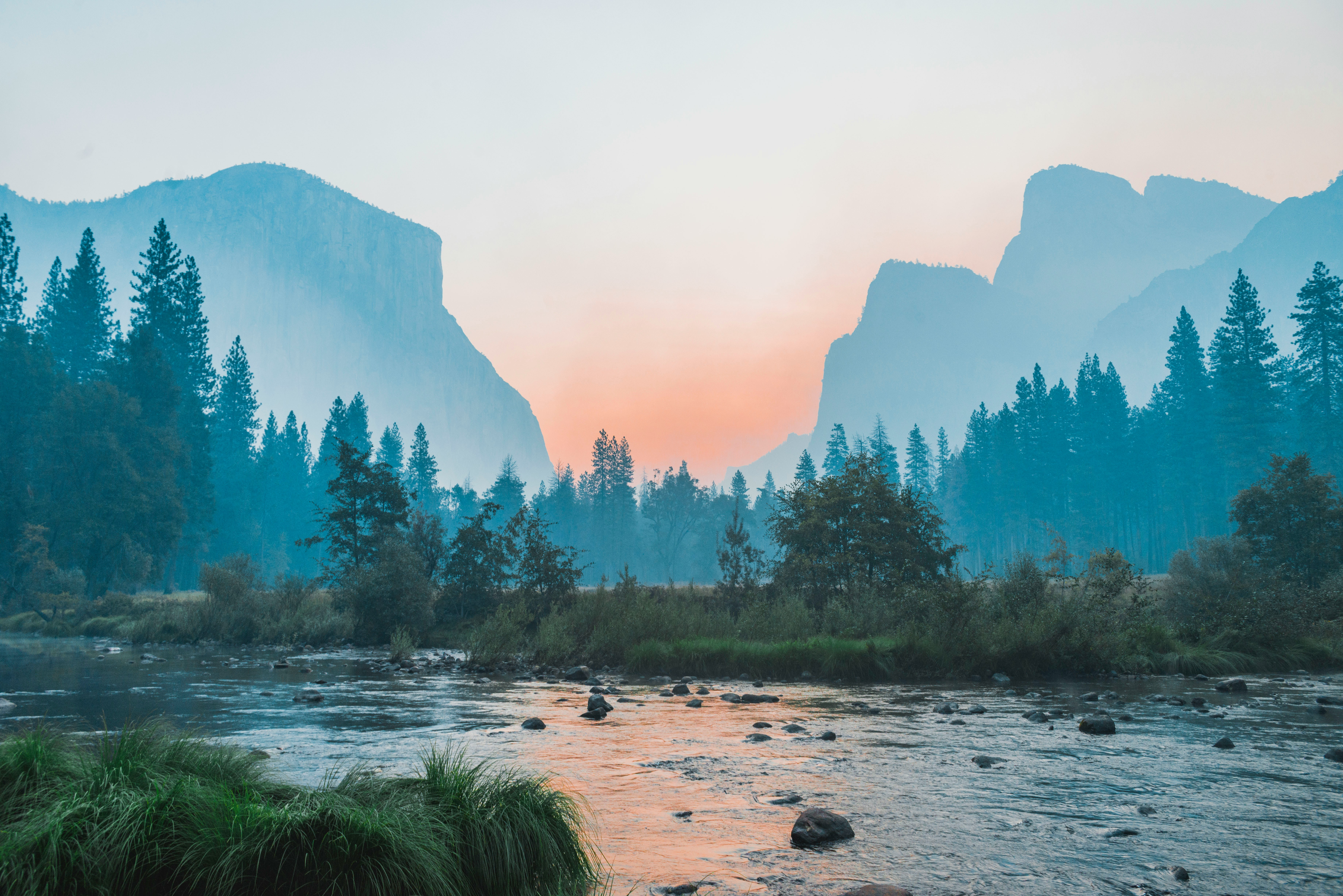 river montains image